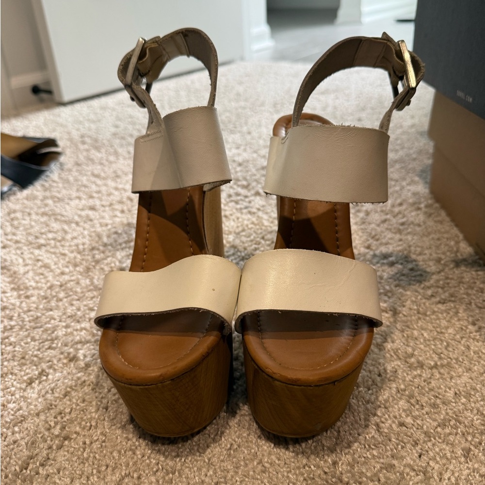 Steve Madden Cream Wedge Sandals